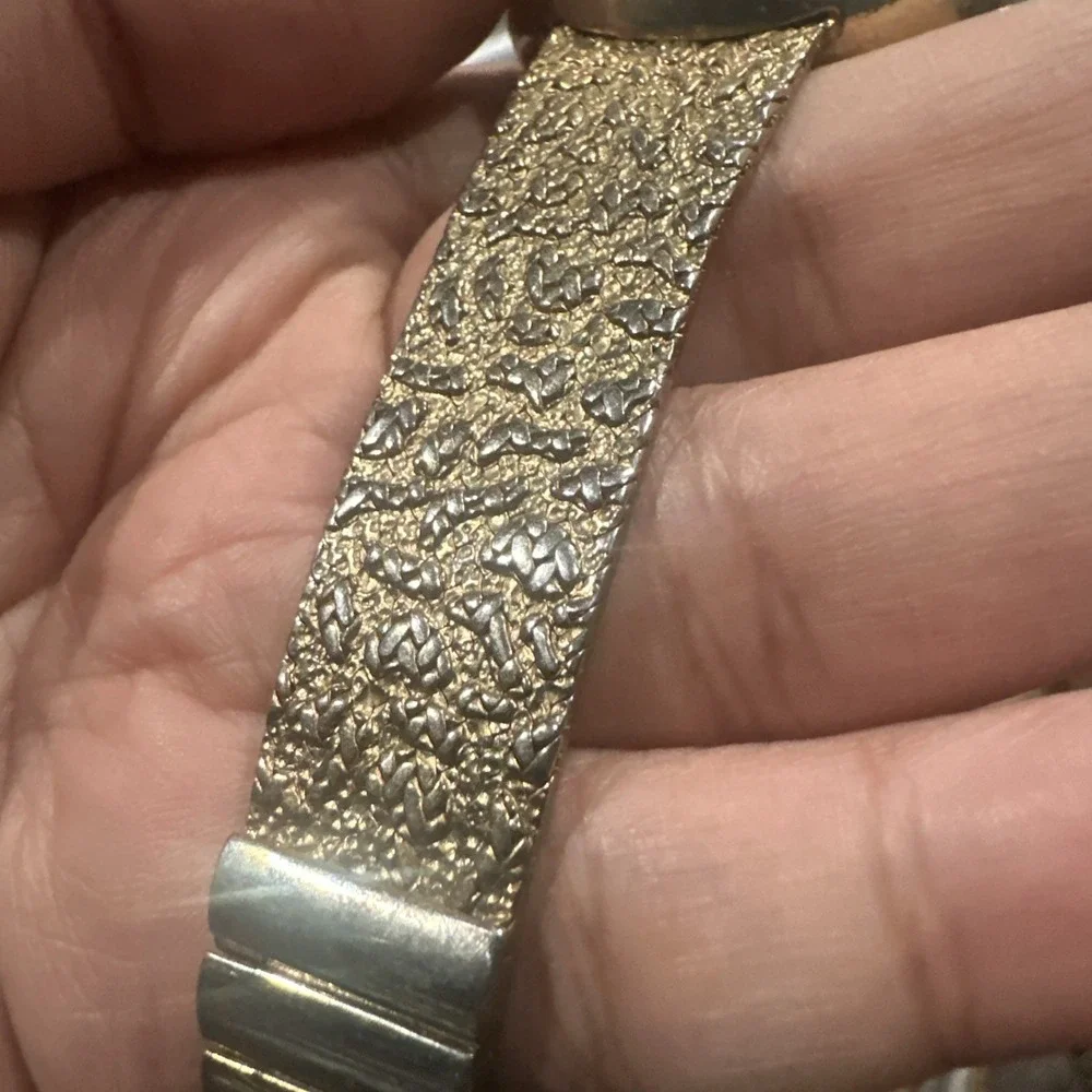 Working BURGI Womens Dainty Watch Swarovski Crystals MOP Gold Tone 37mm Fit 7.5